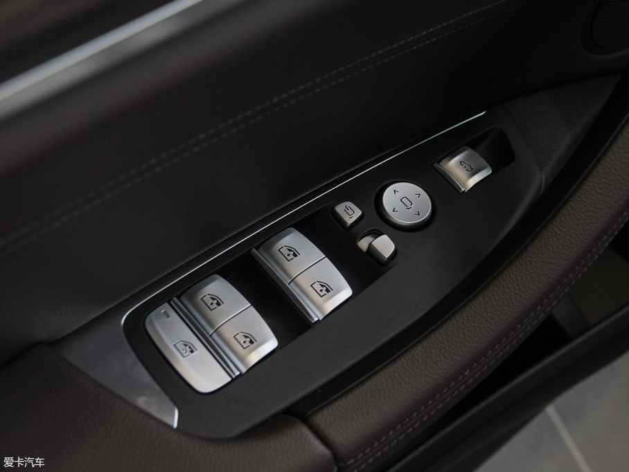 2018RX3 xDrive 28i Ab