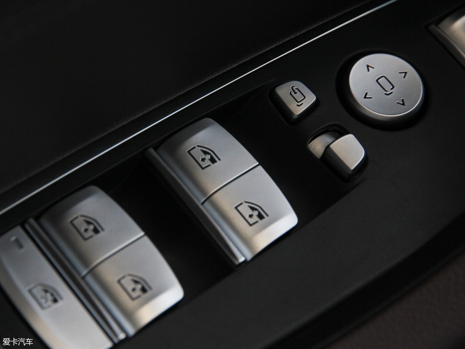 2018RX3 xDrive 28i Ab