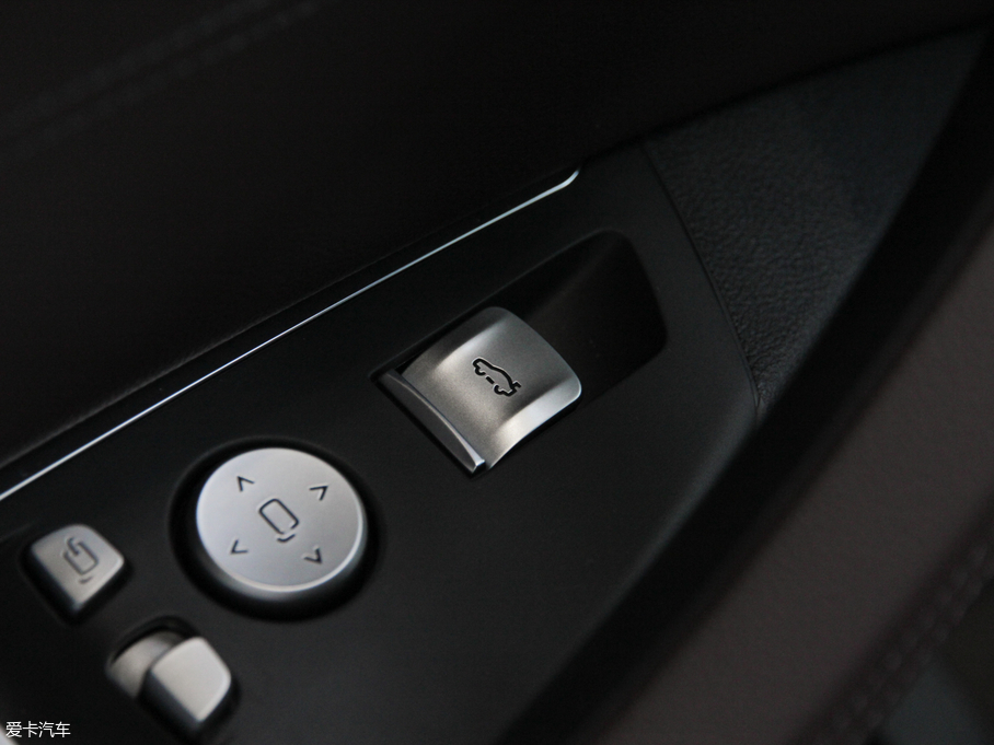 2018RX3 xDrive 28i Ab