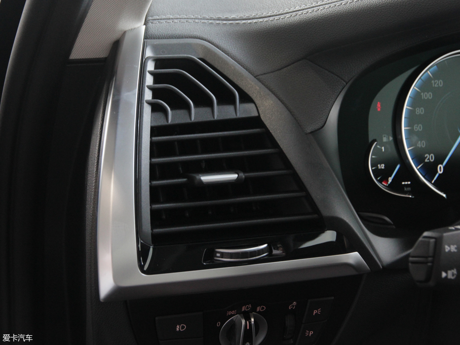 2018RX3 xDrive 28i Ab