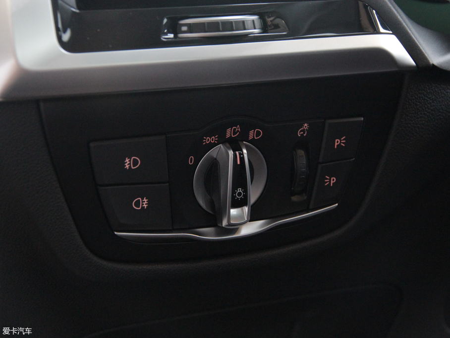 2018RX3 xDrive 28i Ab