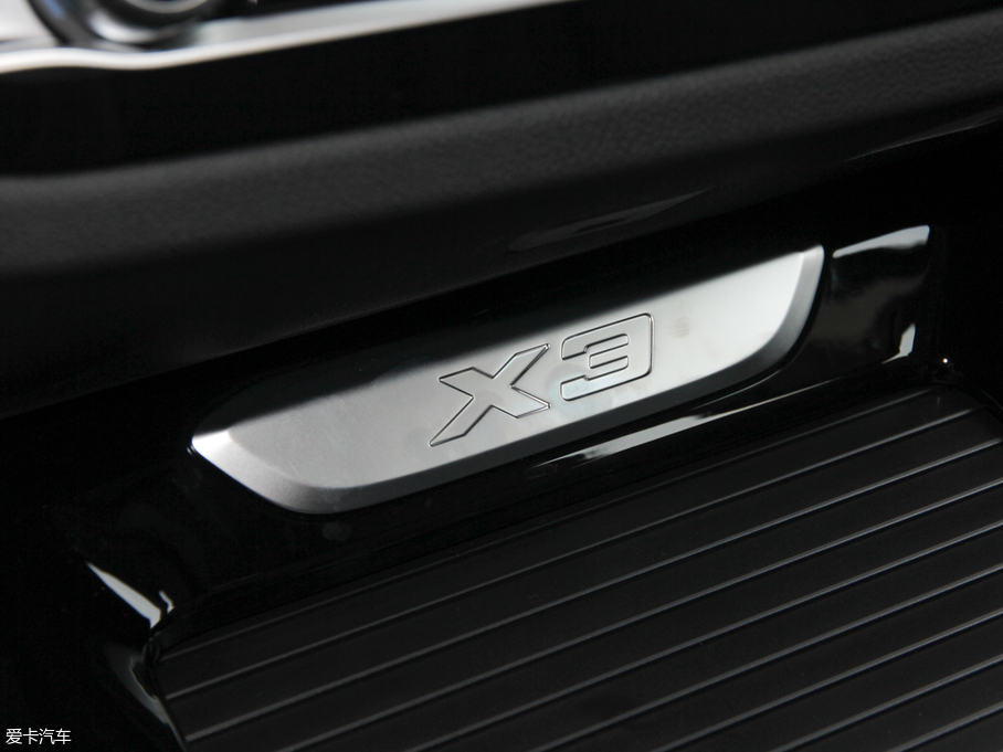 2018RX3 xDrive 28i Ab