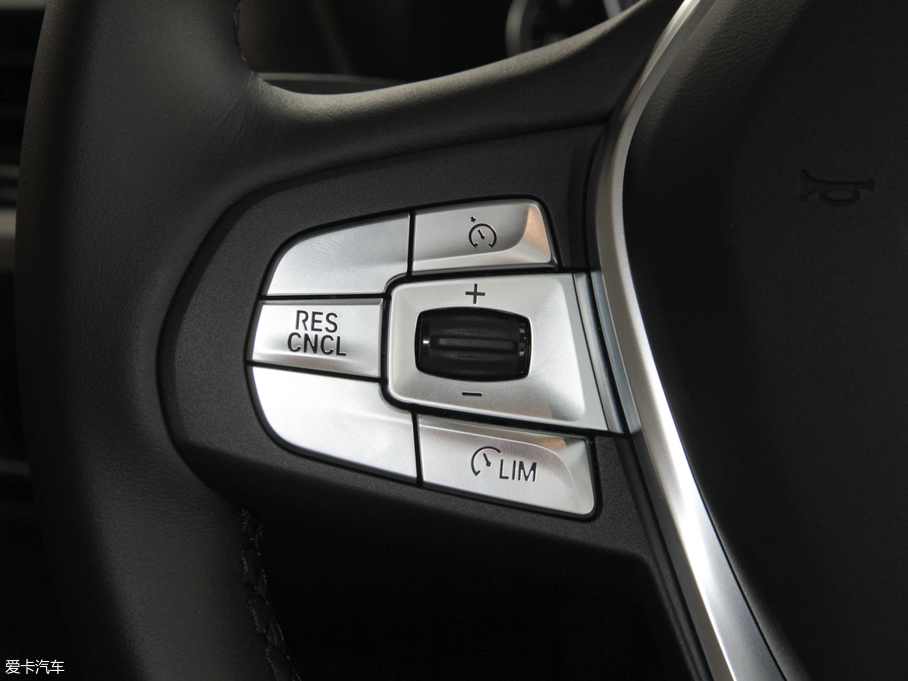 2018RX3 xDrive 28i Ab