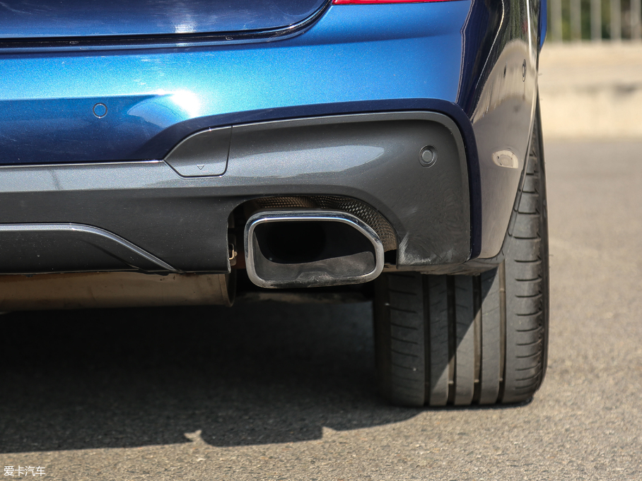 2018RX3 xDrive 30i M\b