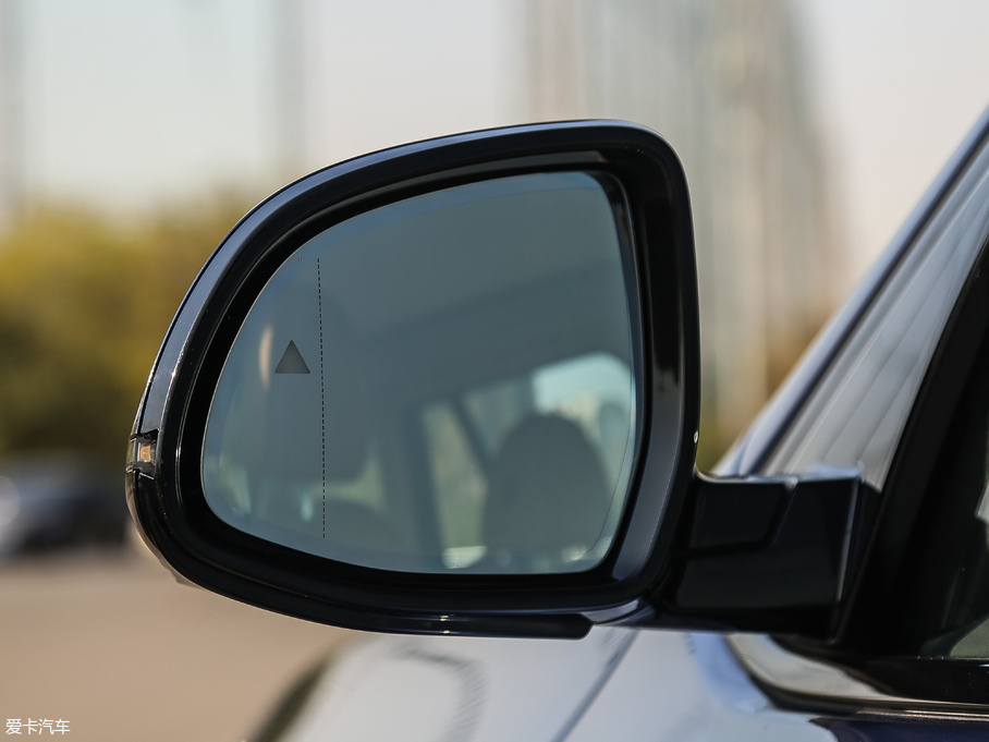 2018RX3 xDrive 30i M\b