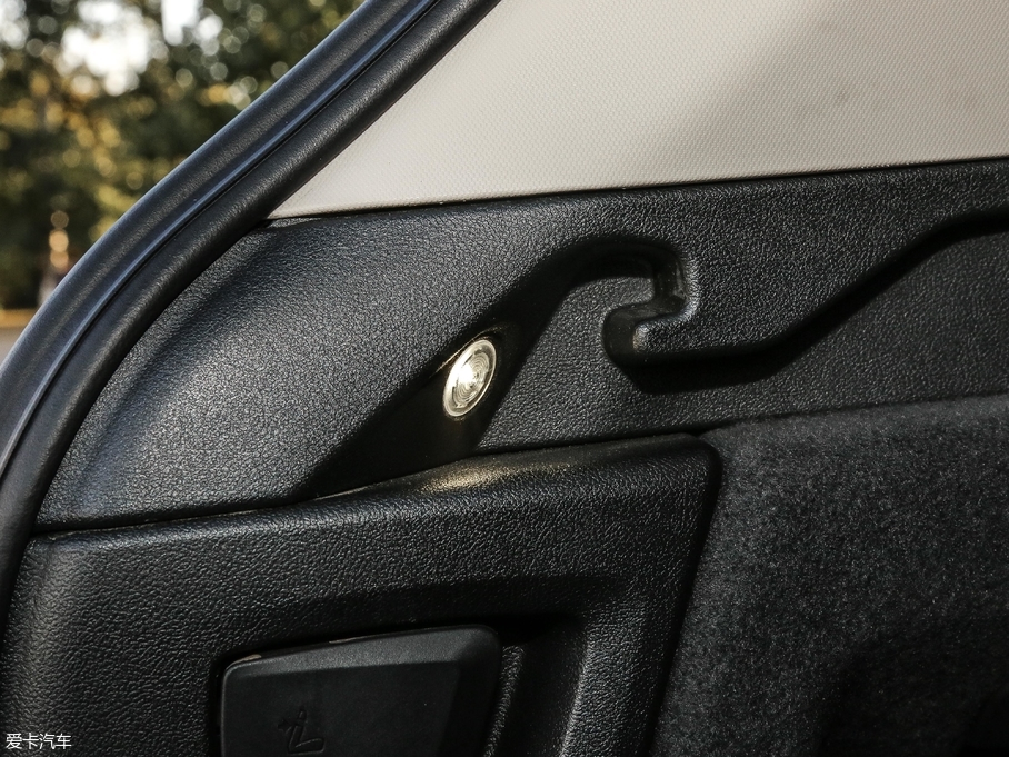 2018RX3 xDrive 30i M\b