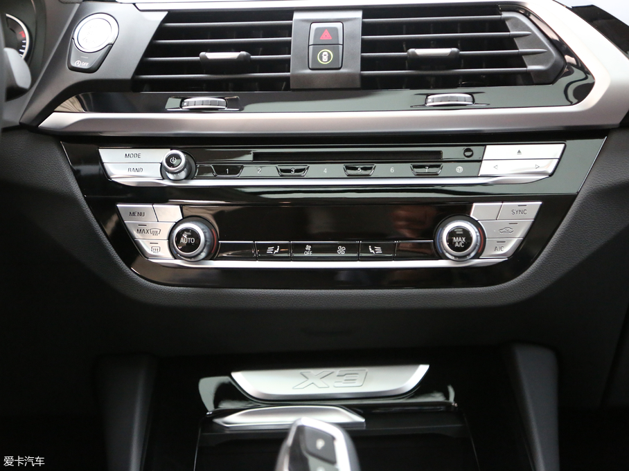 2018RX3 xDrive 25i M\b