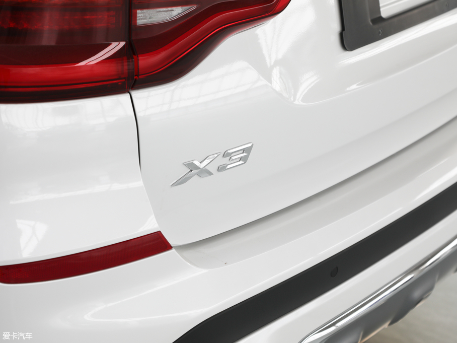 2018RX3 xDrive 28i Ab