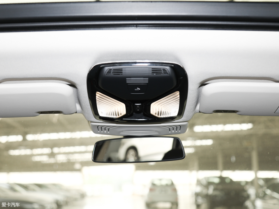 2018RX3 xDrive 28i Ab