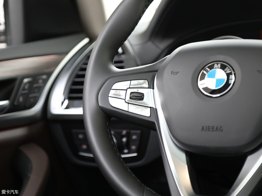 2018RX3 xDrive 28i Ab