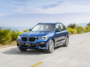 2018xDrive 30i M\b w^