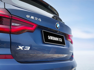 2018xDrive 30i M\b ^