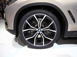 2018xDrive 25i Ab (x)(ji)^