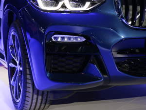 2018xDrive 30i M\b ^