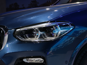 2018xDrive 30i M\b ^