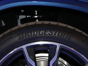 2018xDrive 30i M\b ^