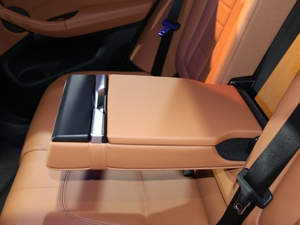 2018xDrive 30i M\b g