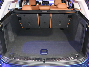 2018xDrive 30i M\b g