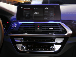 2018xDrive 30i M\(yn)(dng)b п؅^(q)