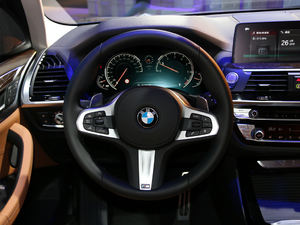 2018xDrive 30i M\(yn)(dng)b п؅^(q)