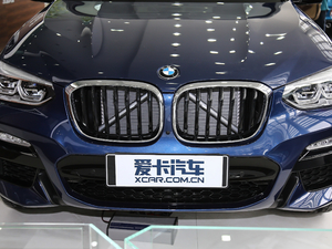 2018xDrive 30i IM\b оW