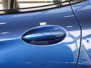 2018xDrive 30i IM\b ^