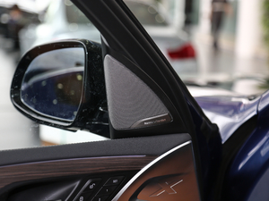 2018xDrive 30i IM\b g