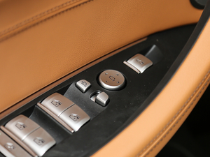 2018xDrive 30i IM\b g