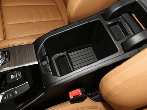 2018xDrive 30i IM\b g