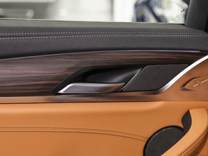 2018xDrive 30i IM\b g