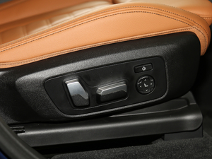 2018xDrive 30i IM\b g