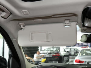 2018xDrive 30i I(lng)M\b ꖰ壨