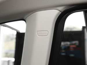 2018xDrive 30i IM\b g