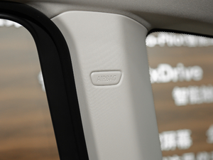 2018xDrive 30i IM\b g