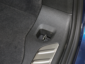 2018xDrive 30i IM\b g