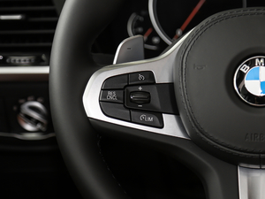 2018xDrive 30i I(lng)M\(yn)(dng)b п؅^(q)