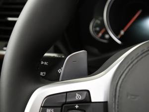 2018xDrive 30i I(lng)M\(yn)(dng)b п؅^(q)