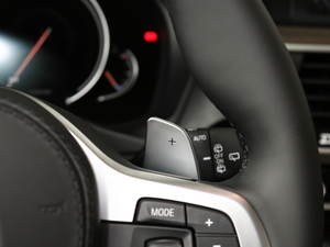 2018xDrive 30i I(lng)M\(yn)(dng)b п؅^(q)