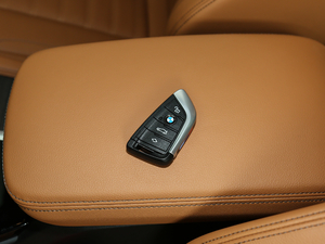 2018xDrive 30i I(lng)M\(yn)b ܇耳