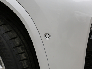 2018xDrive 30i IM\b ^