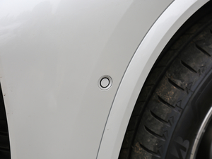 2018xDrive 30i IM\b ^