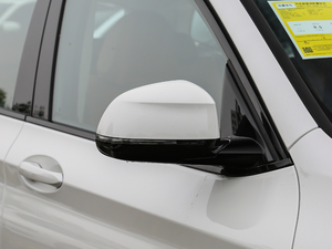 2018xDrive 30i IM\b ^