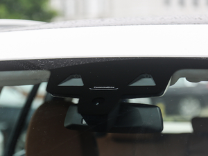 2018xDrive 30i IM\b ^