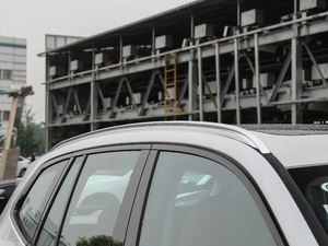 2018xDrive 30i IM\b ^