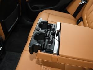 2018xDrive 30i IM\b g