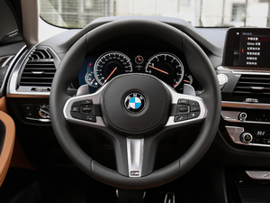 2018xDrive 30i IM\b P