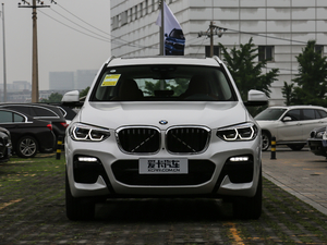 2018xDrive 30i IM\b ^