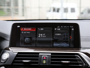 2018xDrive 30i IM\b п؅^