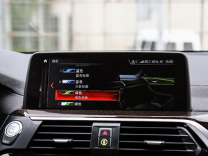 2018xDrive 30i I(lng)M\(yn)(dng)b п؅^(q)