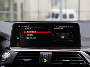 2018xDrive 30i IM\b п؅^